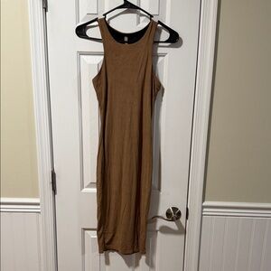 A+ Ellen Brown Sleeveless Midi Dress